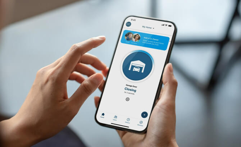 garage door smartphone app